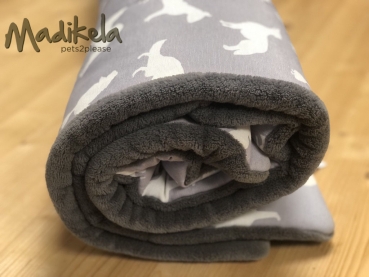 Preview: Kuscheldecke - Hunde grau 100 x 130 cm Preview: Kuscheldecke - Hunde grau 100 x 130 cm